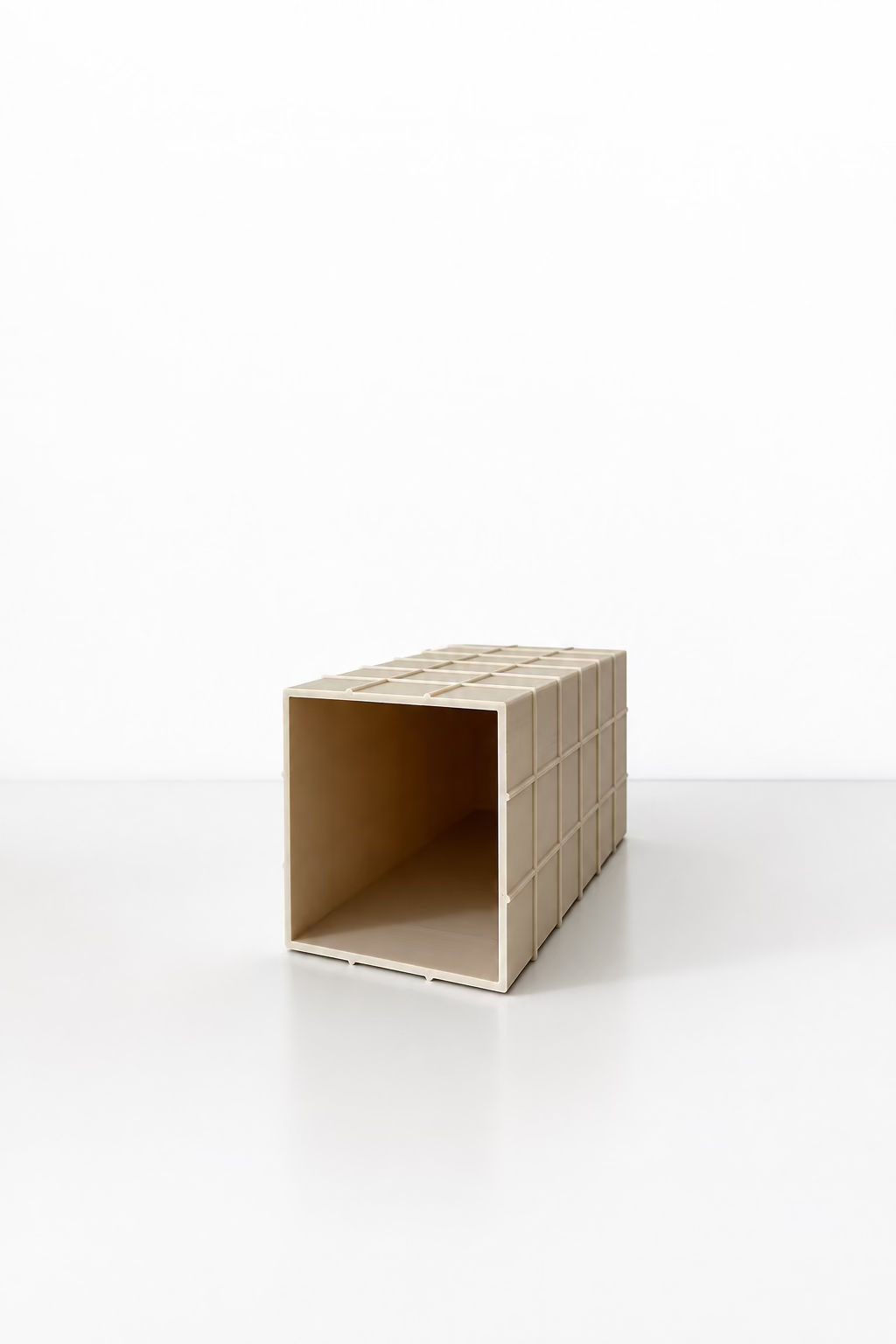 Square mold for vase made of tiles